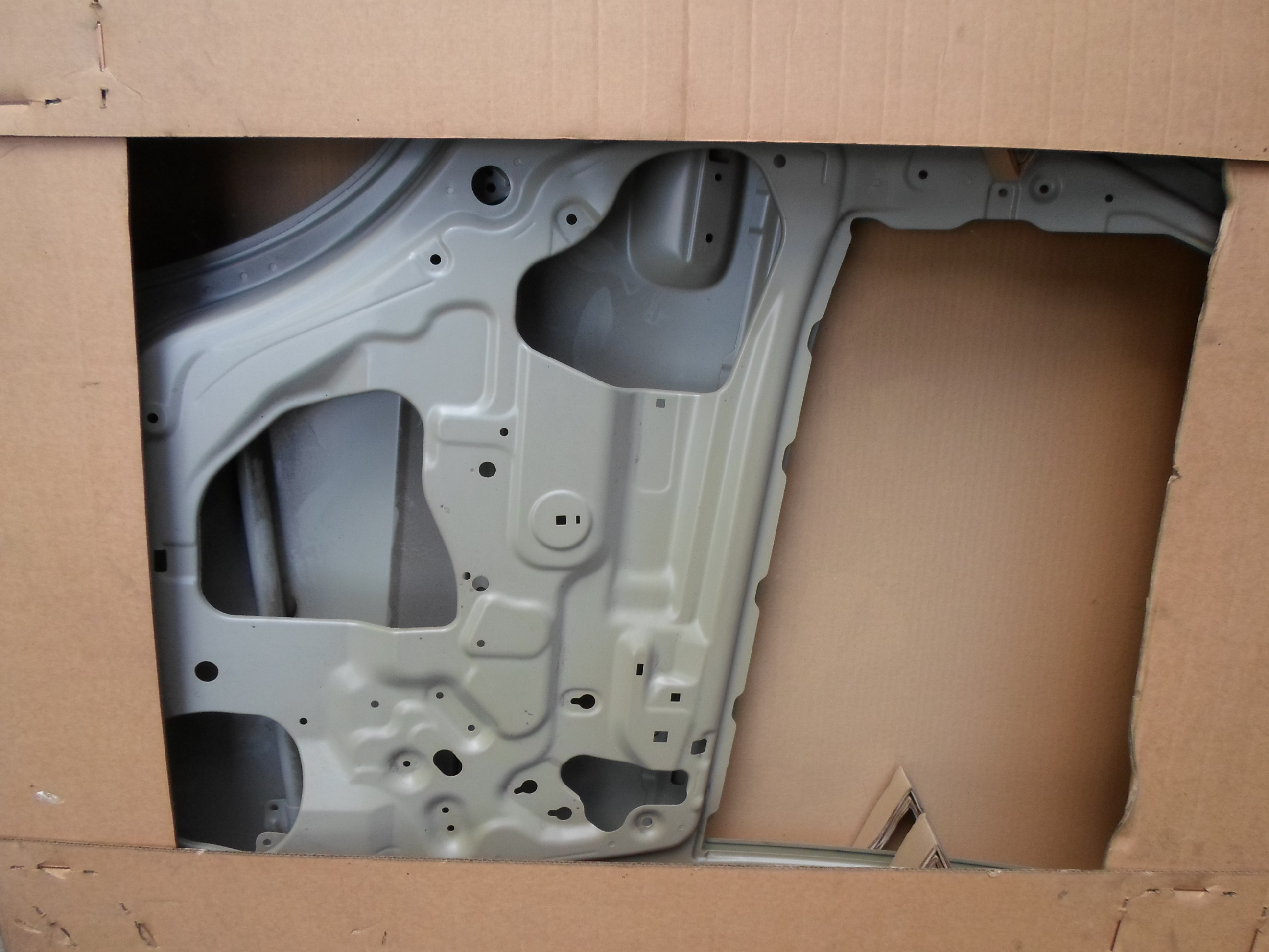 Ajt hts bal Suzuki Ignis 2002-2006, gyri