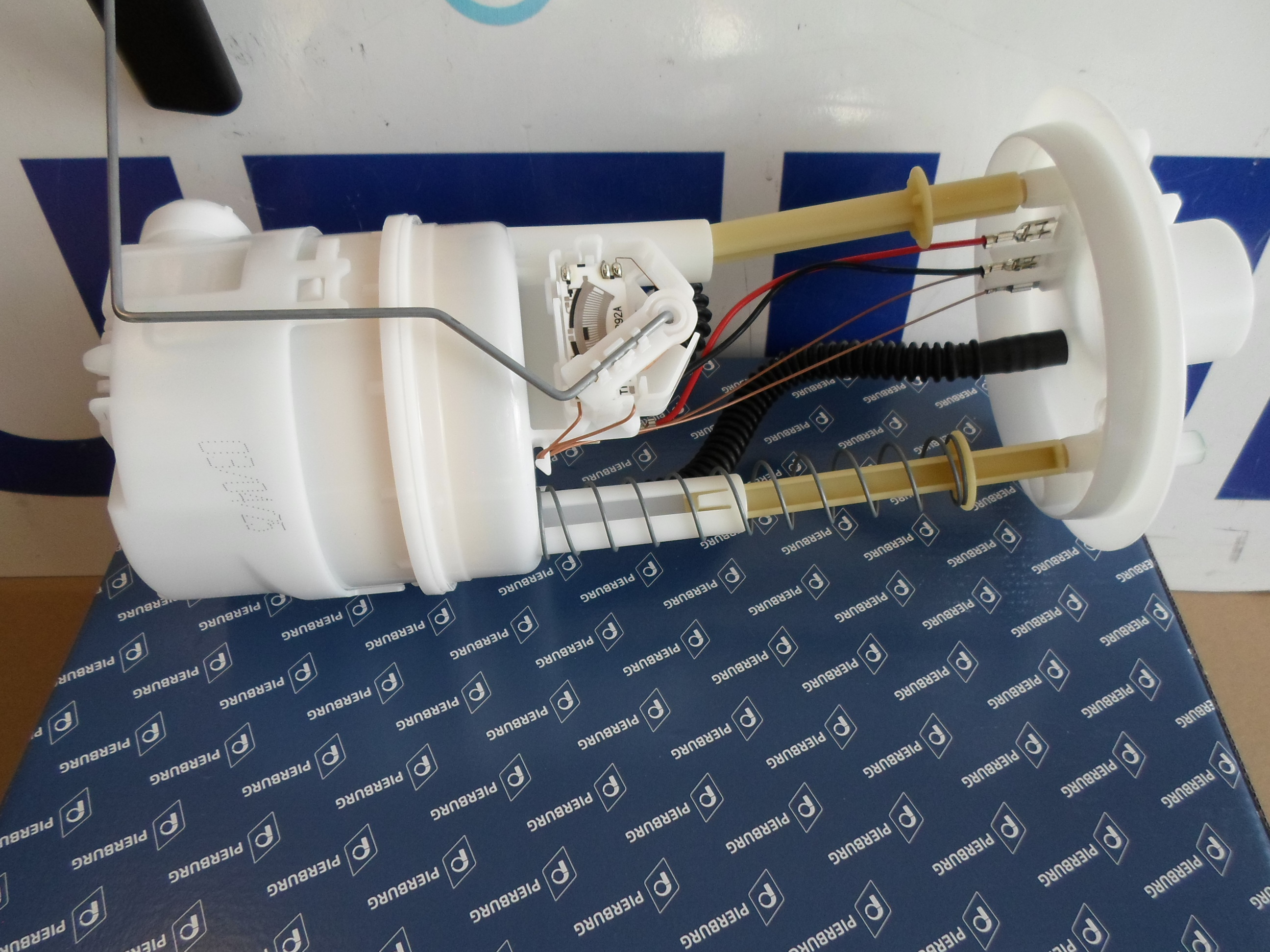 Benzinszivatty� Suzuki SX4 2006-2013, Pierburg