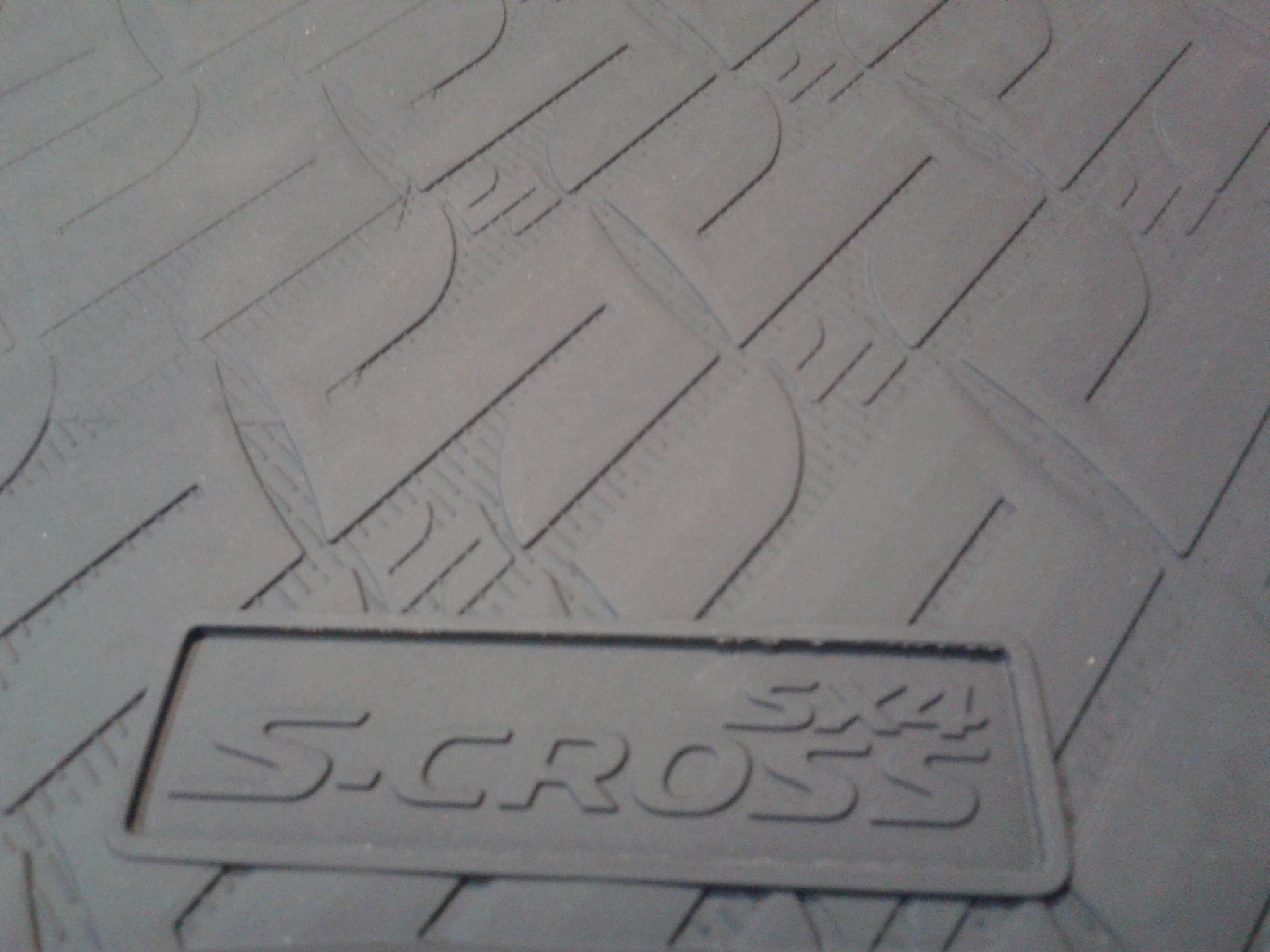 Gumiszõnyeg Suzuki S-Cross 2013-2020, gyári
