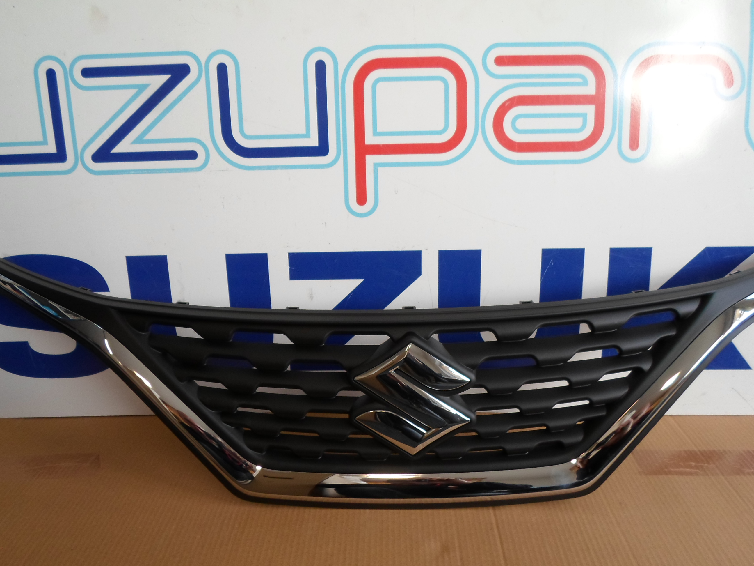 H�t�r�cs fels�, cr�mos, Baleno 2016-t�l, gy�ri