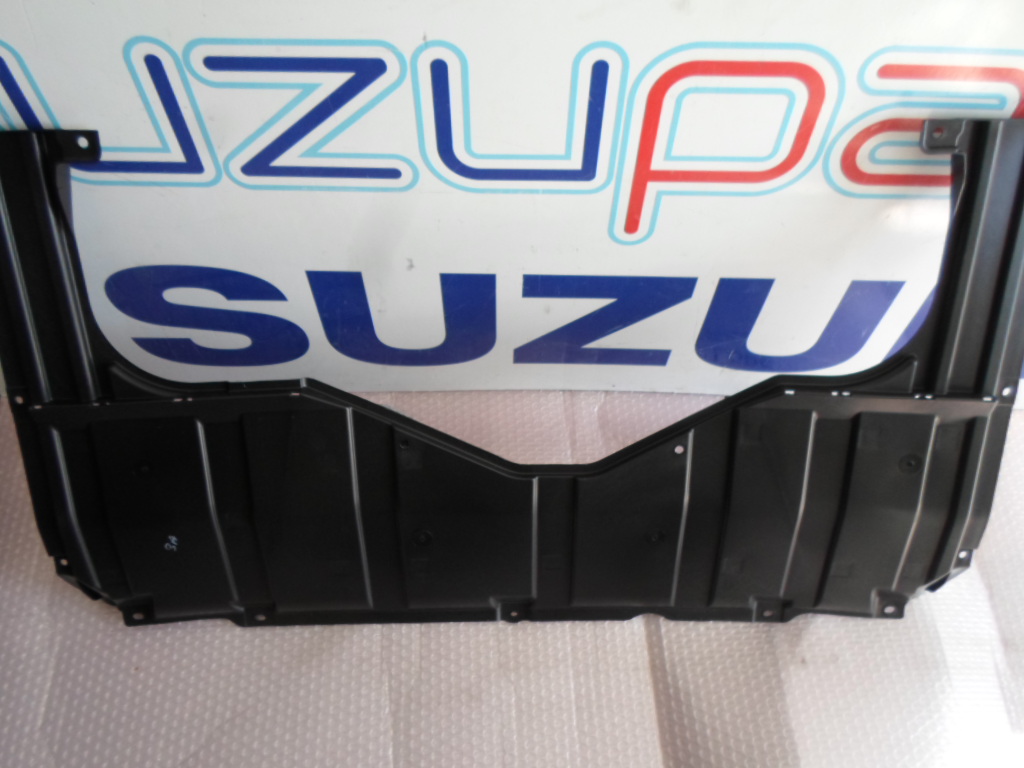 Motorv�d� burkolat als� S-cross 2013-, Vitara 2015-, gy�ri