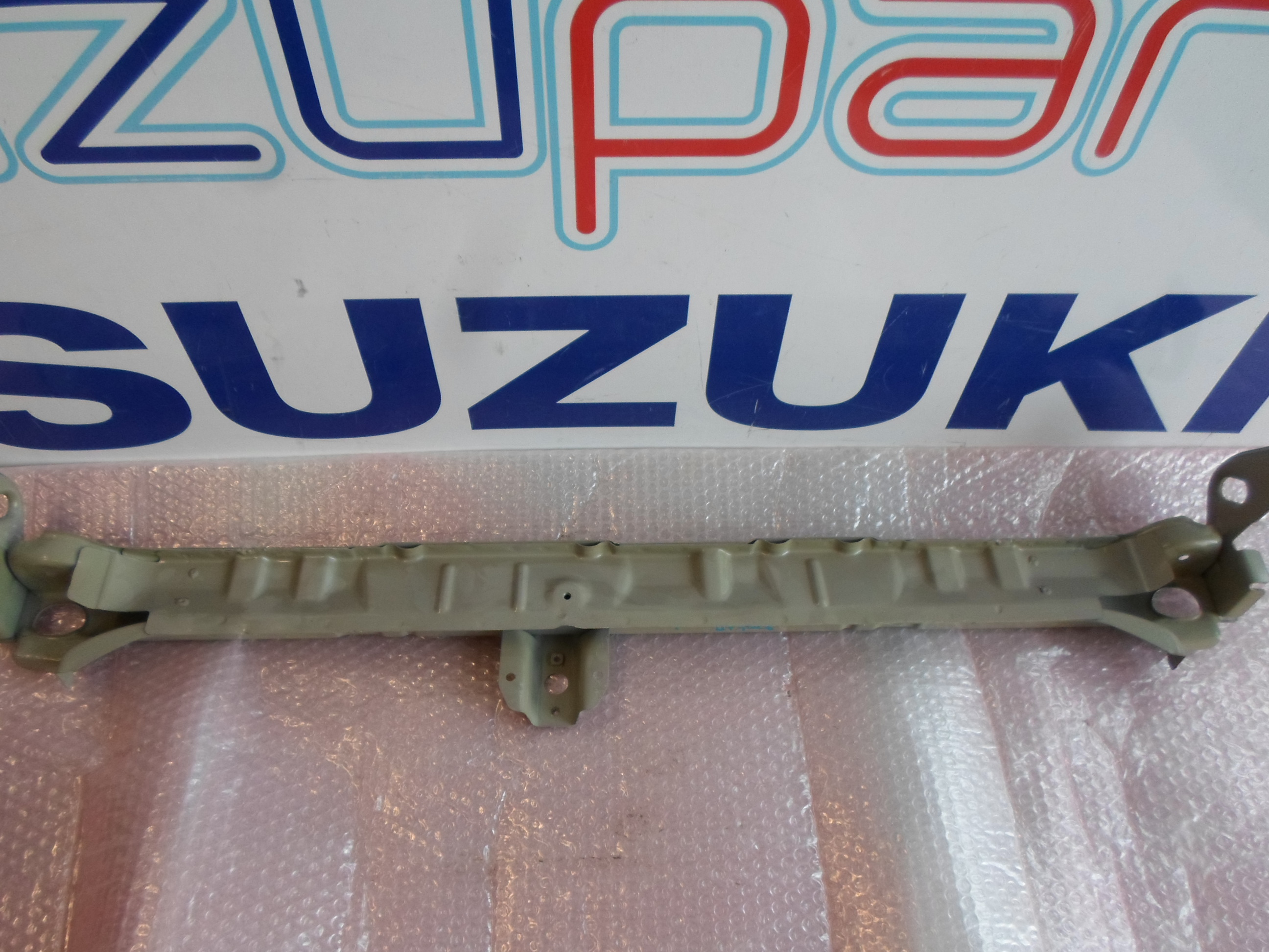 Kereszttart� els� als� Suzuki Alto 2002-2006, gy�ri