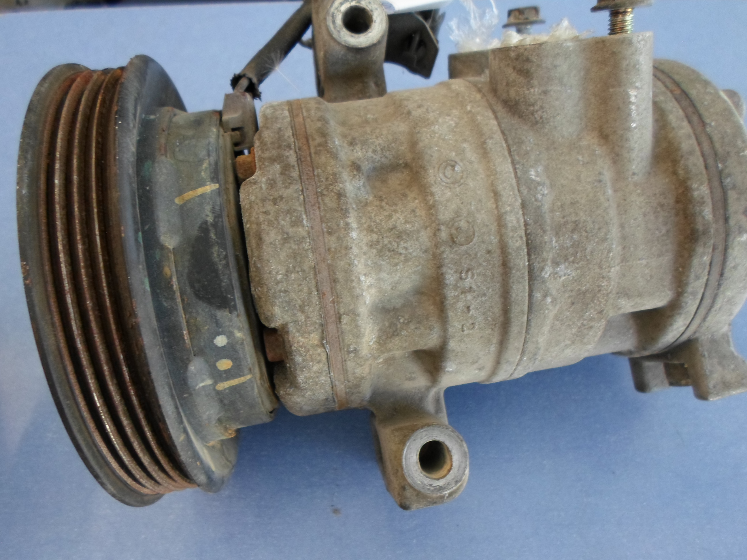 Klma kompresszor Suzuki Alto 1.0 2009-, bontott