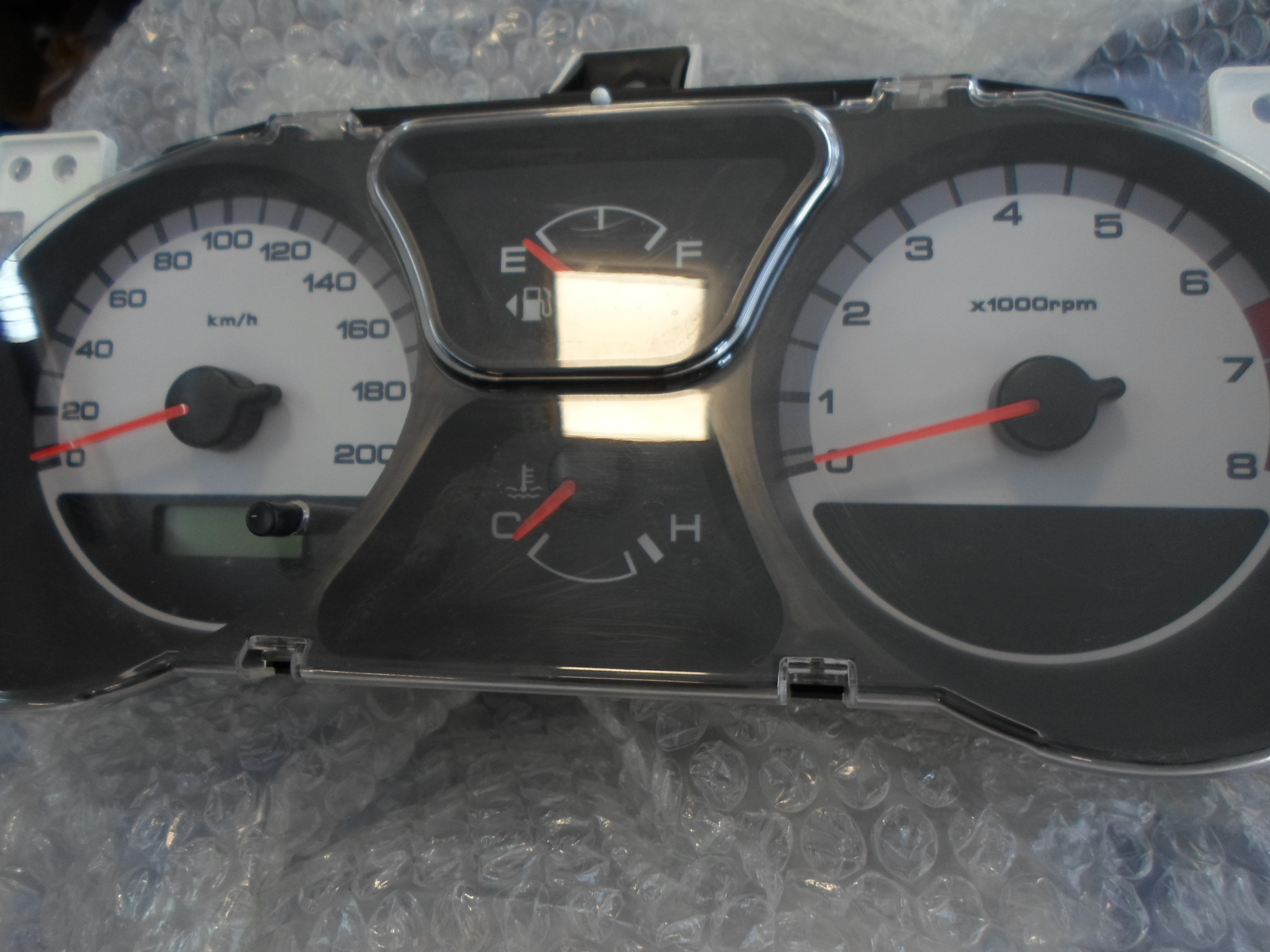 M�szerfal, km �ra Suzuki Ignis 1.3-1.5 2002-2006, gy�ri