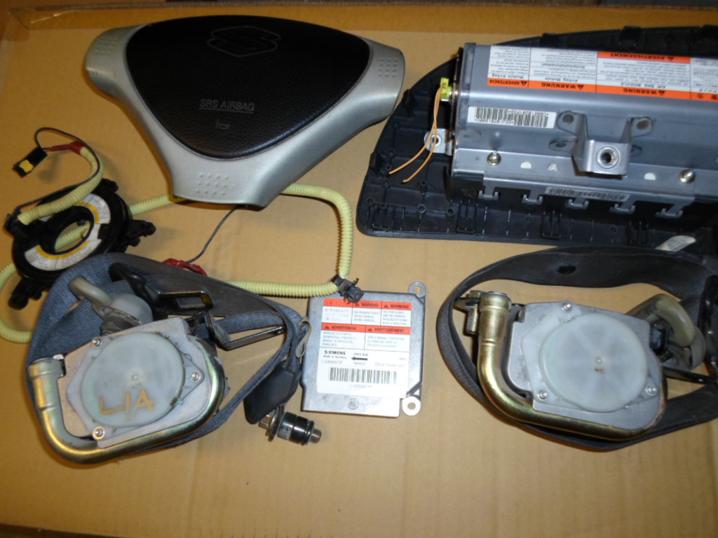 L�gzs�k k�szlet Suzuki Liana 2001-2004, bontott