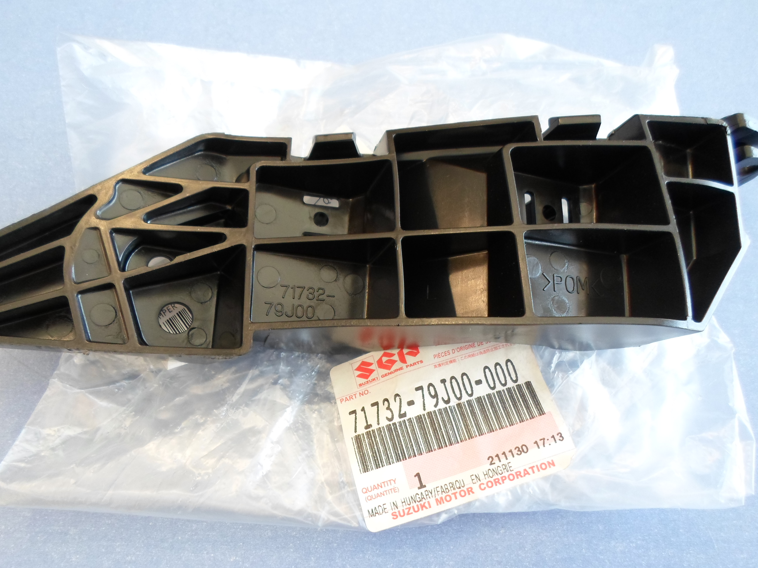 L�kh�r�t� oldaltart� els� bal Suzuki SX4 2006-2013, gy�ri