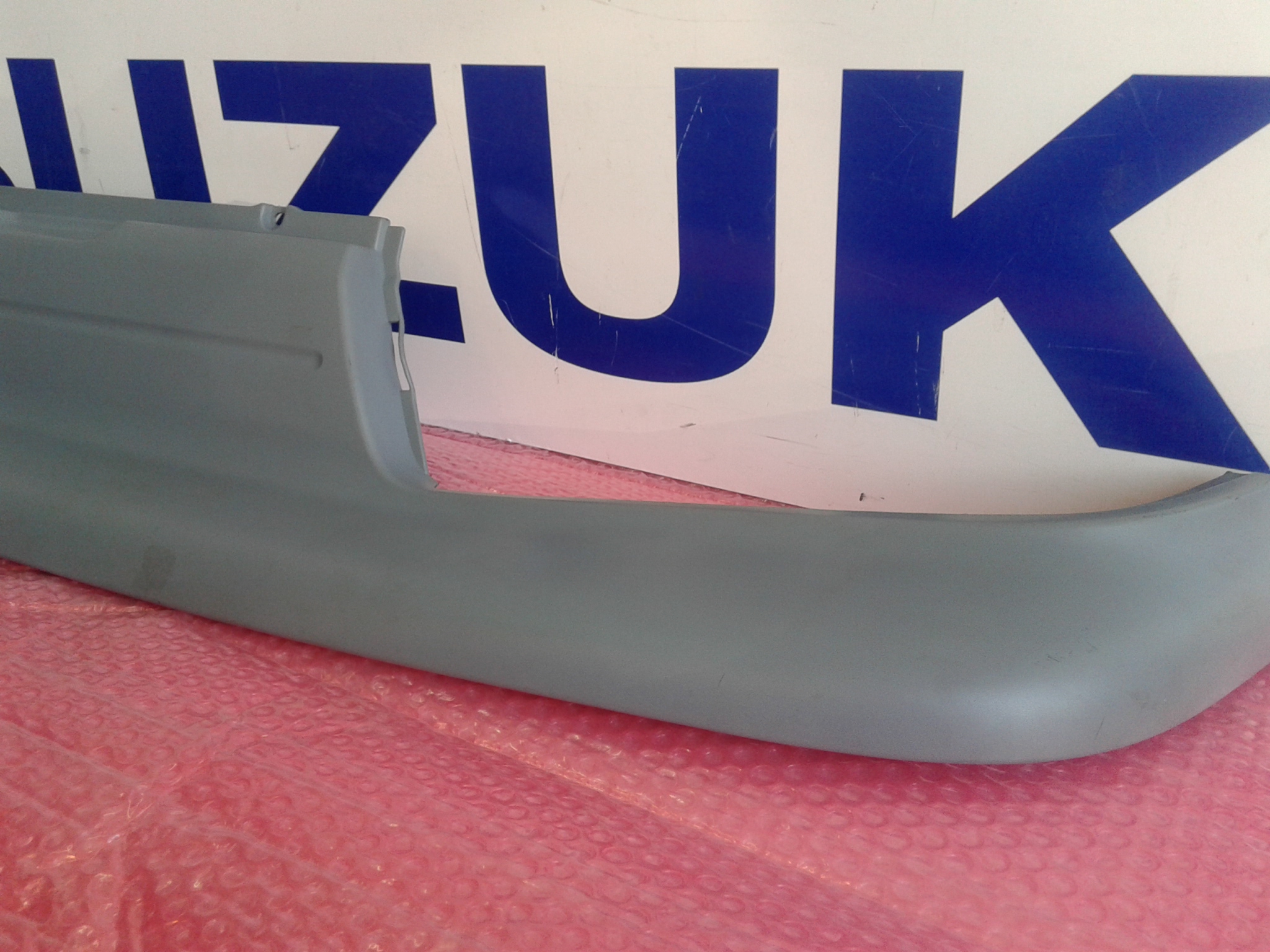 L�kh�r�t� h�ts� fels� Suzuki Swift 3-5a 1997-2003, alapozott