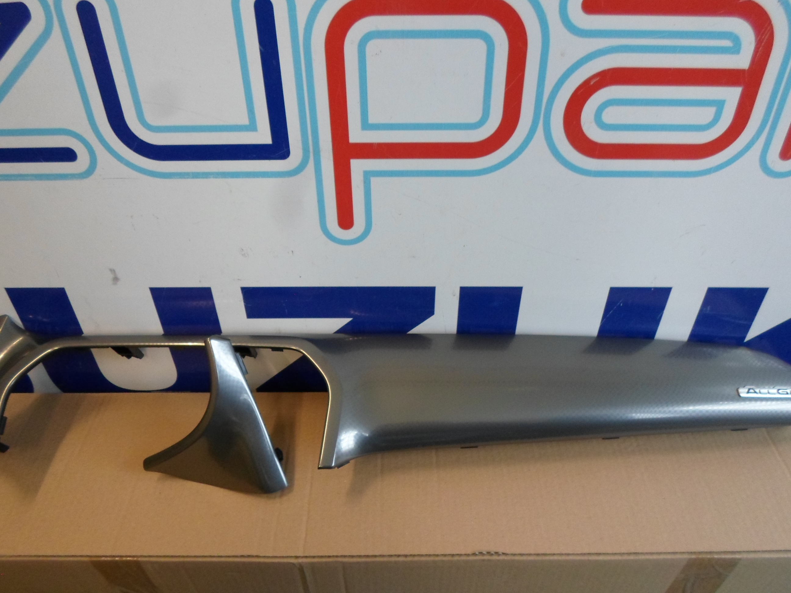 M�szerfal dekor Suzuki Vitara 2015-, gy�ri