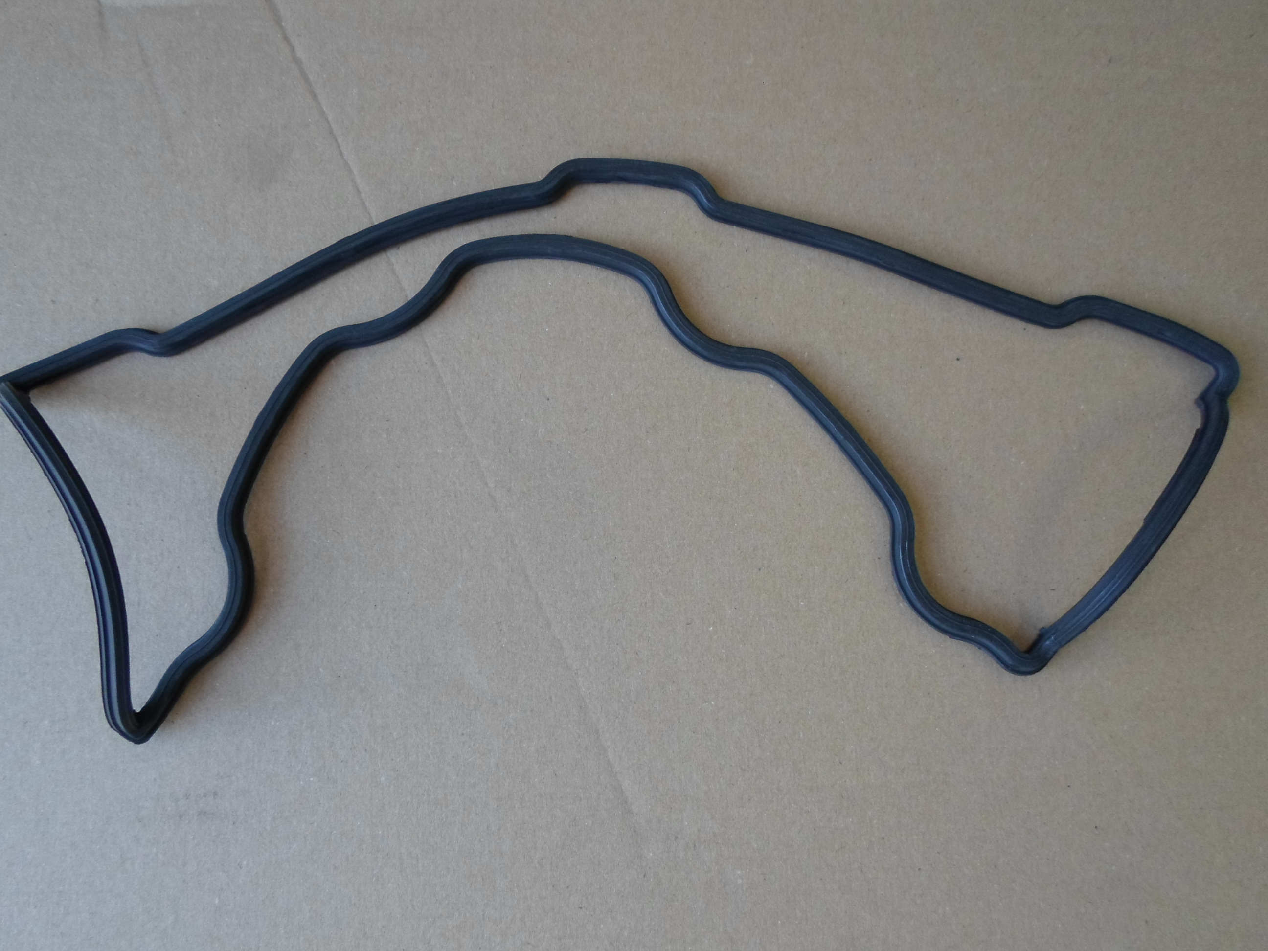 Szelepfed�l t�m�t�s Suzuki Swift 1.0 1989-2003-ig