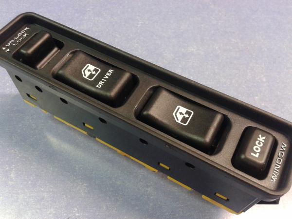 Ablakemel� kapcsol� Suzuki Vitara 1989-1995.