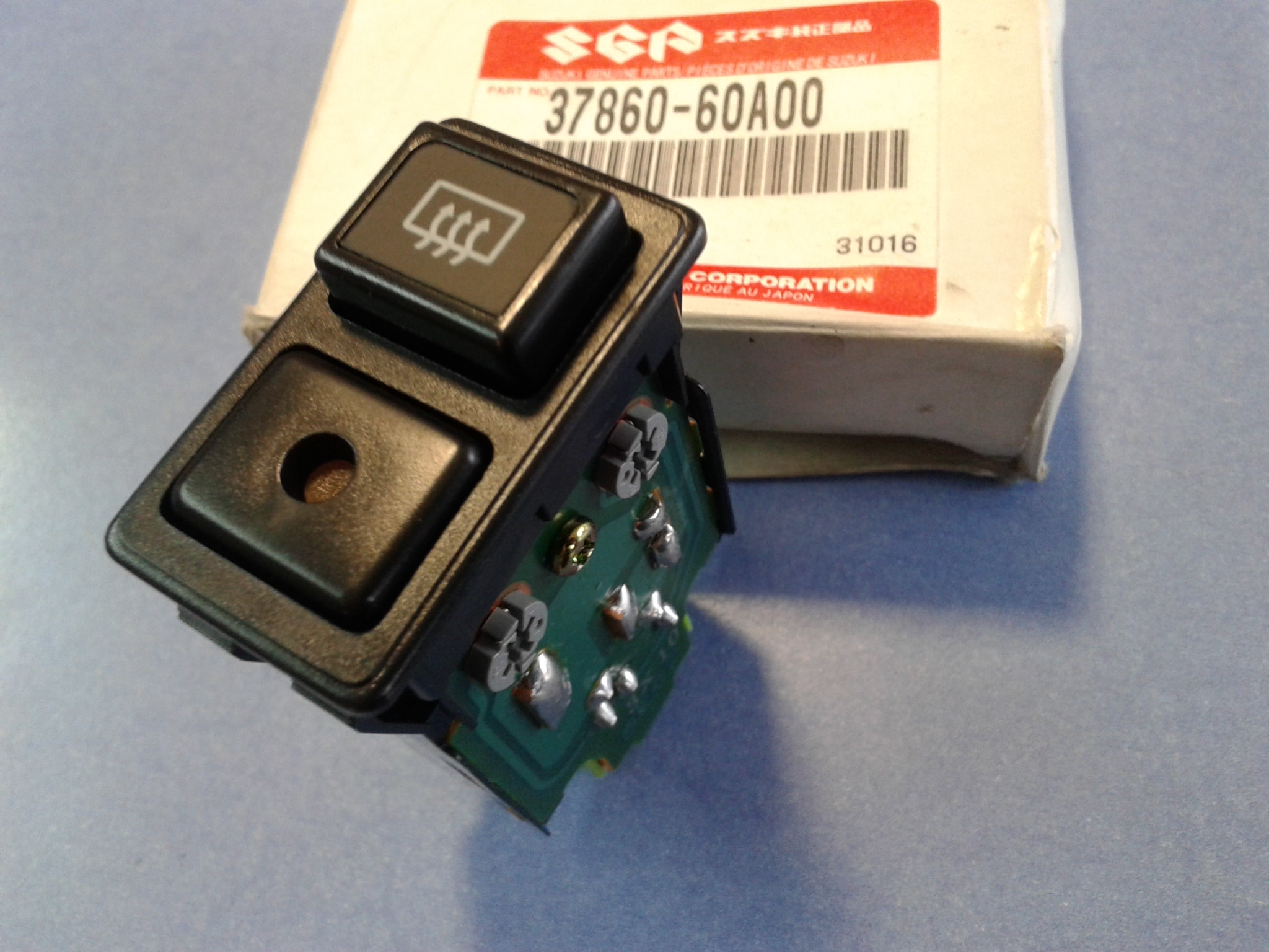 Ablakf�t�s kapcsol� Suzuki Samurai, Vitara 1988-2000, gy�ri