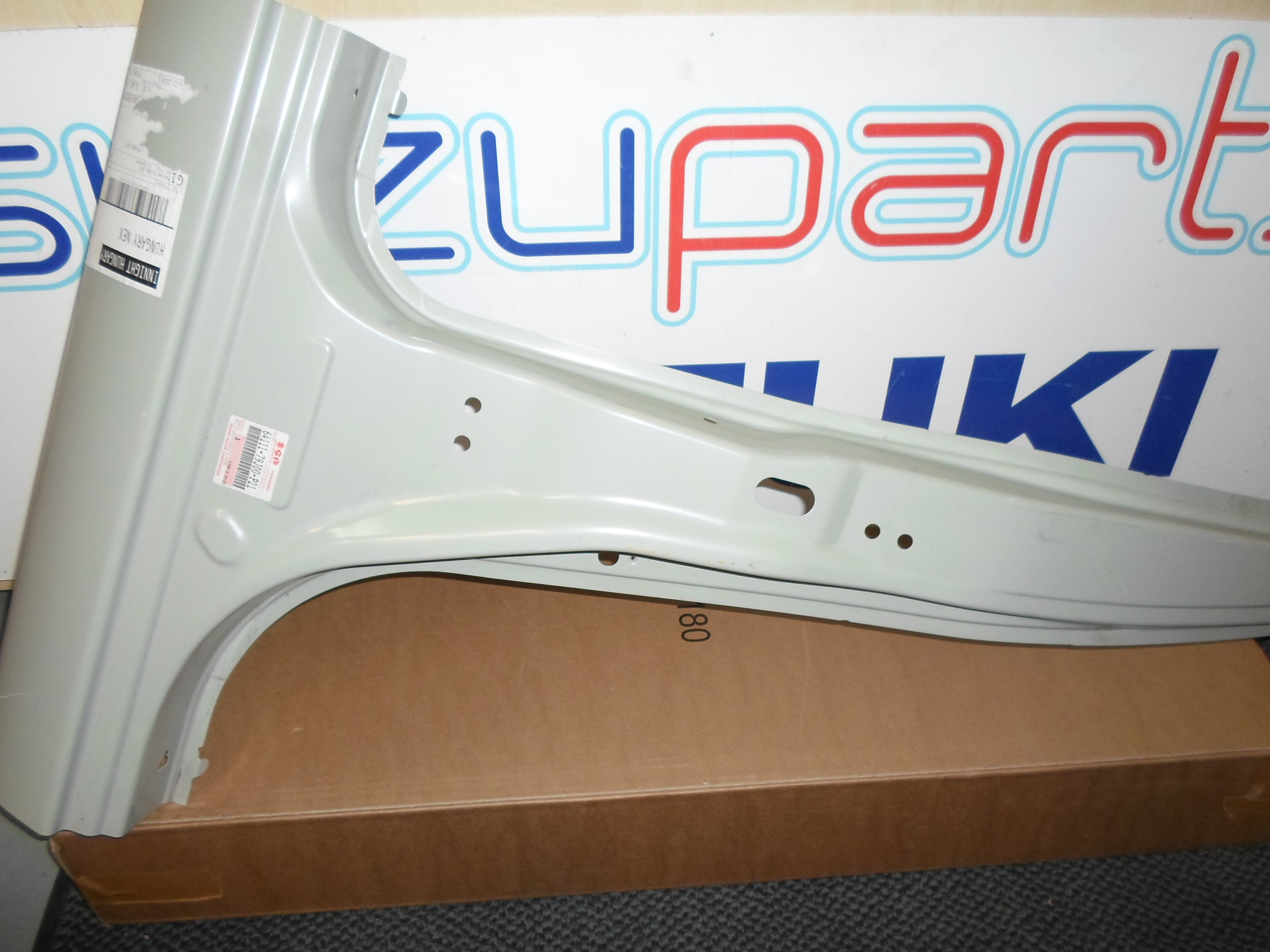 B-oszlop jobb Suzuki SX4 5 ajt�s 2006-2013, gy�ri