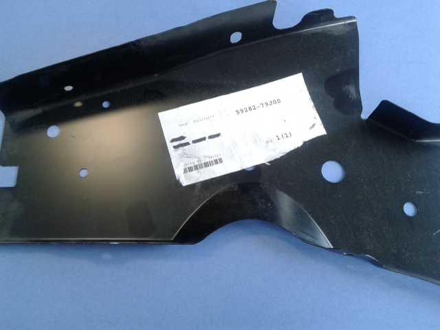 Doblemez elem els� bal Suzuki SX4 2006-2013, gy�ri 