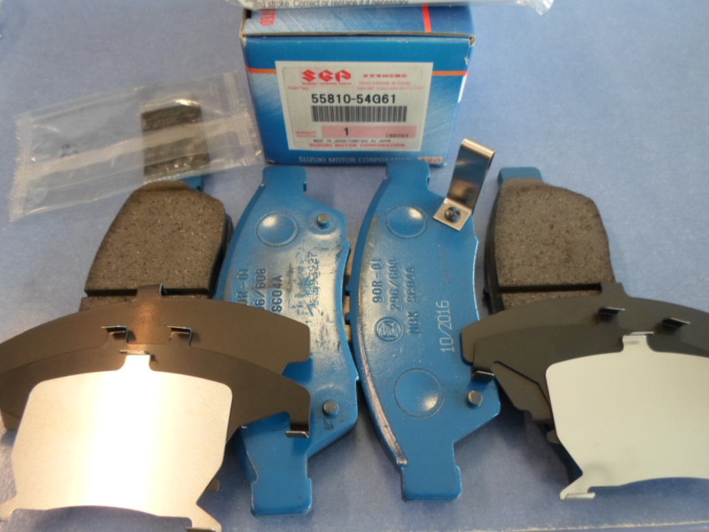 F�kbet�t garnit�ra els� Suzuki Liana,gy�ri