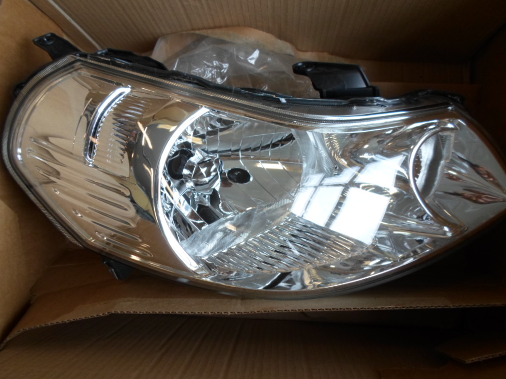 F�nysz�r� jobb Suzuki SX4 5ajt�s 2006-2013,gy�ri