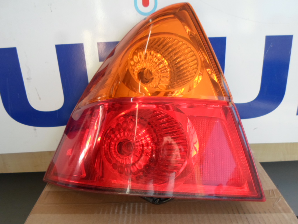 L�mpa h�ts� bal Suzuki Liana Sedan 2001-2005, haszn�lt