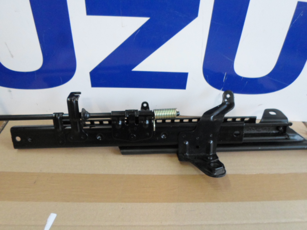 �l�s�ll�t� s�n jobb bels� Suzuki Swift 3-4-5a 1989-2003, gy�ri