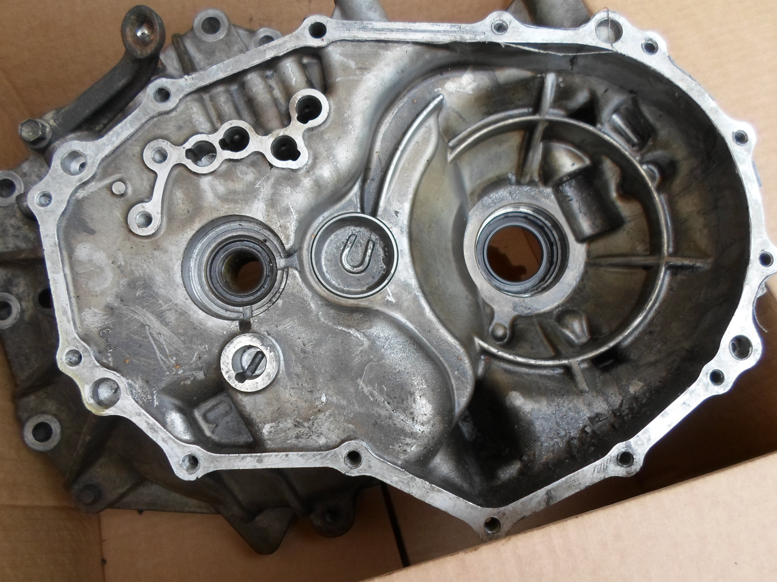 V�lt�h�z  Suzuki Swift 2005-2010, Ignis 2000-2006, WagonR+ 1.3 2004, bontott